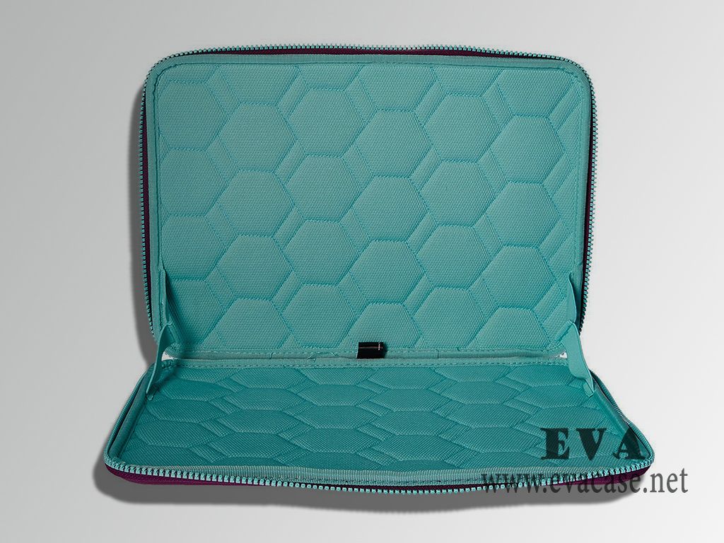 Thule hard shell laptop bag with clamshell design rigid exterior and